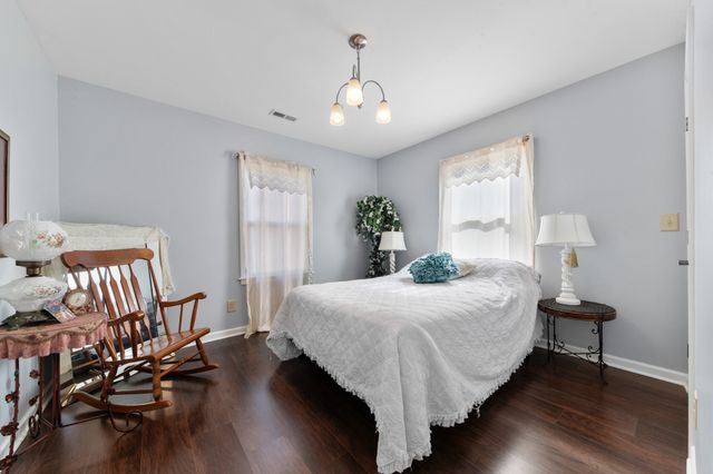 96 Liberty Rd, Winchester, TN 37398