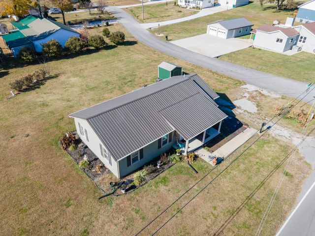 96 Liberty Rd, Winchester, TN 37398