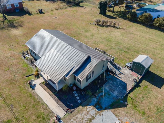 96 Liberty Rd, Winchester, TN 37398