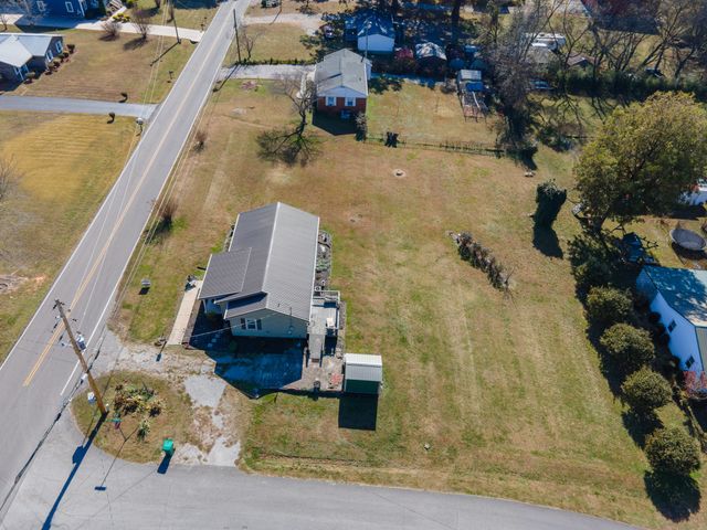 96 Liberty Rd, Winchester, TN 37398
