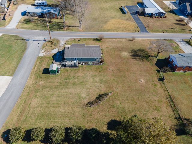 96 Liberty Rd, Winchester, TN 37398