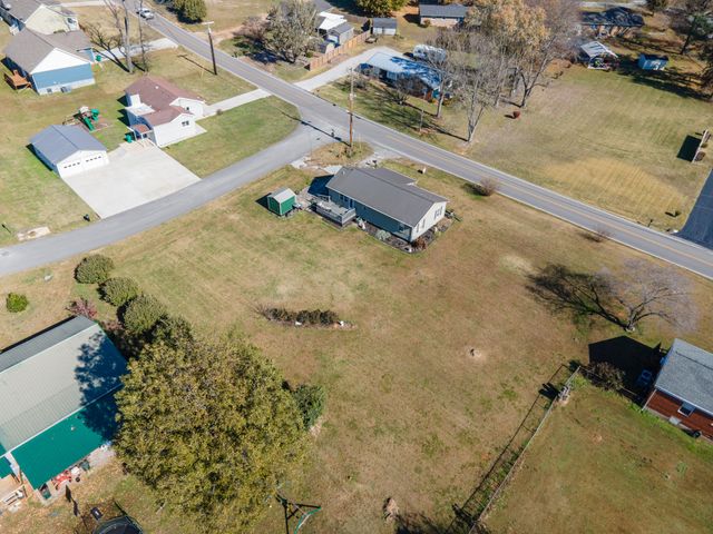 96 Liberty Rd, Winchester, TN 37398