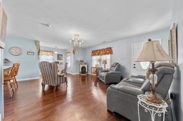 96 Liberty Rd, Winchester, TN 37398