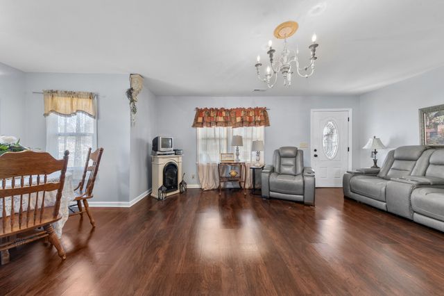 96 Liberty Rd, Winchester, TN 37398