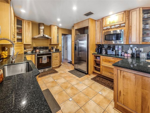 270 BELAIRE COURT, Punta Gorda, FL 33950