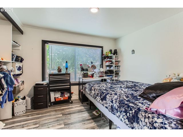 17640 Sw DECLARATION Way, Beaverton, OR 97006