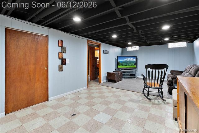 29555 Herbert Street, Madison Heights, MI 48071