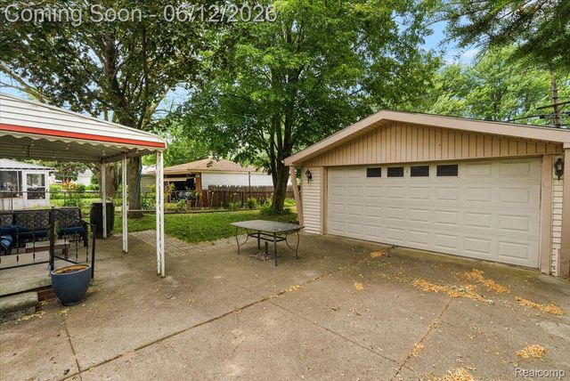 29555 Herbert Street, Madison Heights, MI 48071