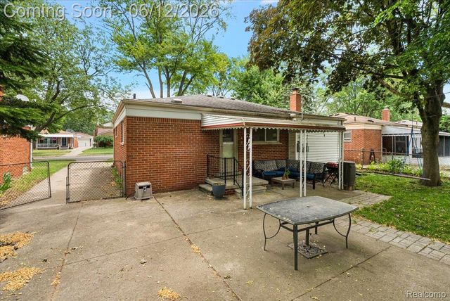 29555 Herbert Street, Madison Heights, MI 48071