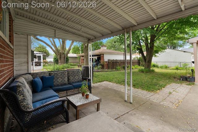 29555 Herbert Street, Madison Heights, MI 48071