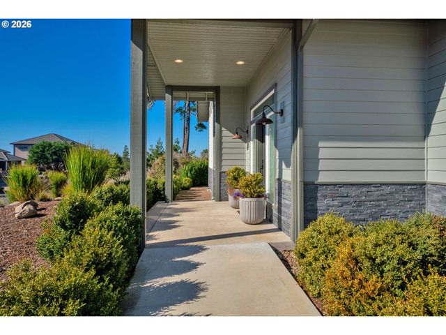 34 BONNETT Way, Florence, OR 97439