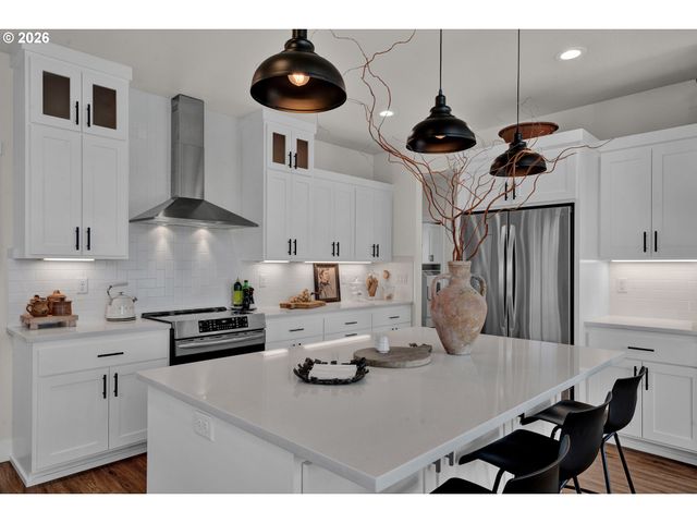 34 BONNETT Way, Florence, OR 97439