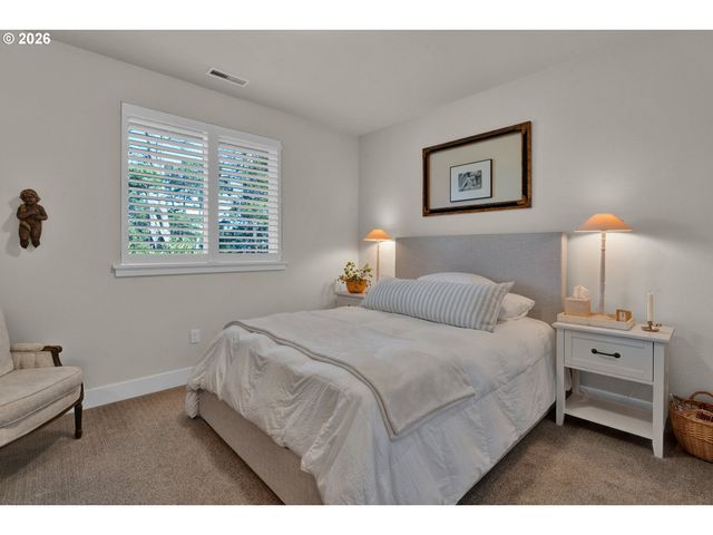 34 BONNETT Way, Florence, OR 97439