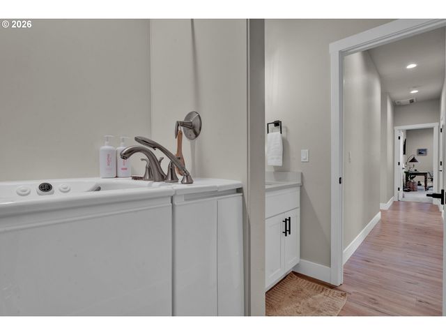 34 BONNETT Way, Florence, OR 97439