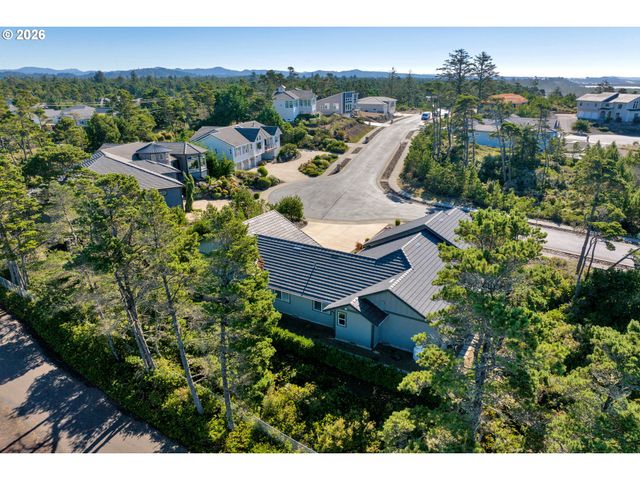 34 BONNETT Way, Florence, OR 97439