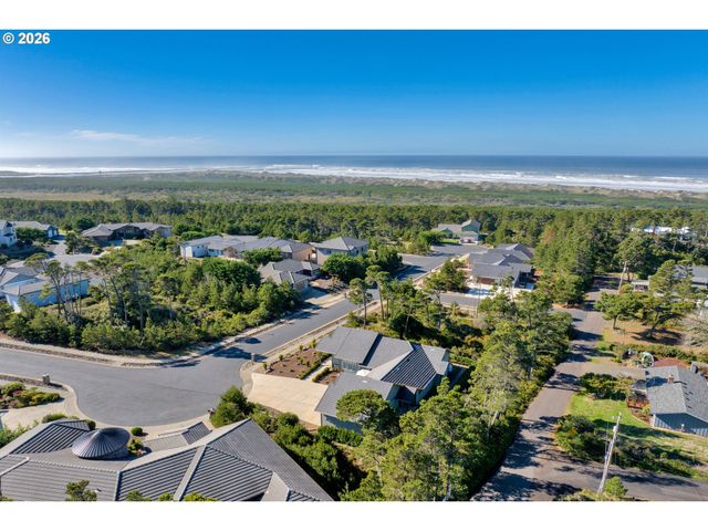 34 BONNETT Way, Florence, OR 97439