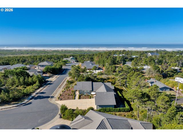 34 BONNETT Way, Florence, OR 97439