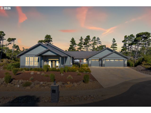 34 BONNETT Way, Florence, OR 97439