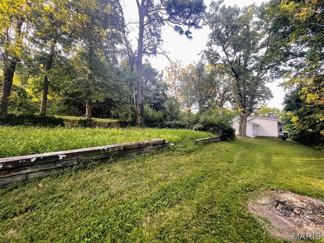 404 N First Street Street, Steelville, MO 65565