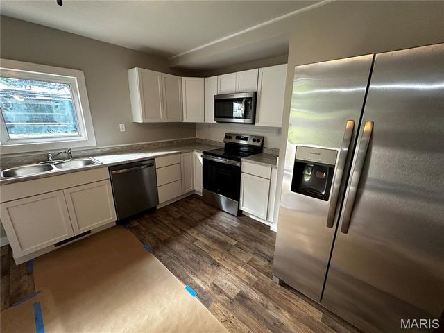 404 N First Street Street, Steelville, MO 65565