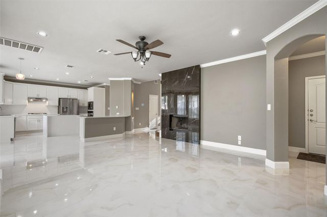 7601 Crackling Creek DR, Austin, TX 78736