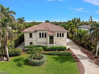 1316 Eagle Run DR, Sanibel, FL 33957