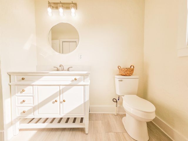 13120 Smilax RD, Diana, TX 75640