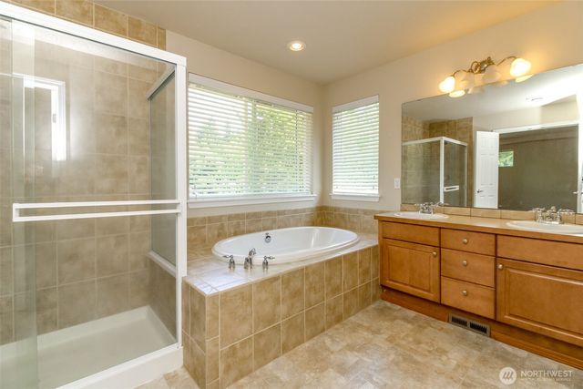 4520 5th Avenue NW, Olympia, WA 98502