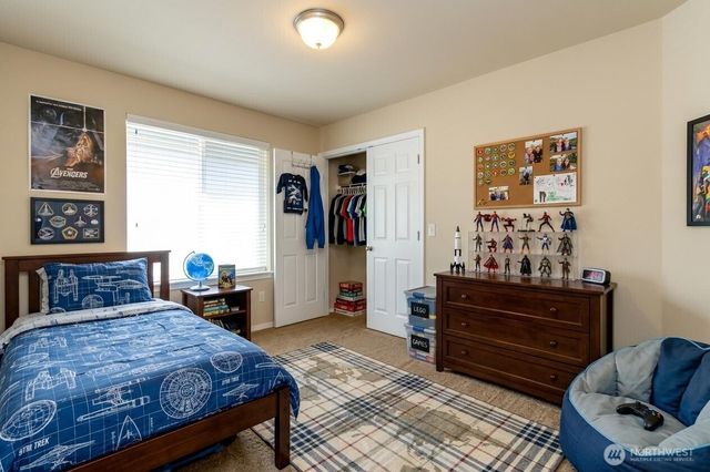 4520 5th Avenue NW, Olympia, WA 98502