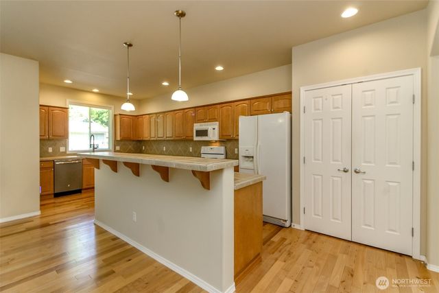 4520 5th Avenue NW, Olympia, WA 98502