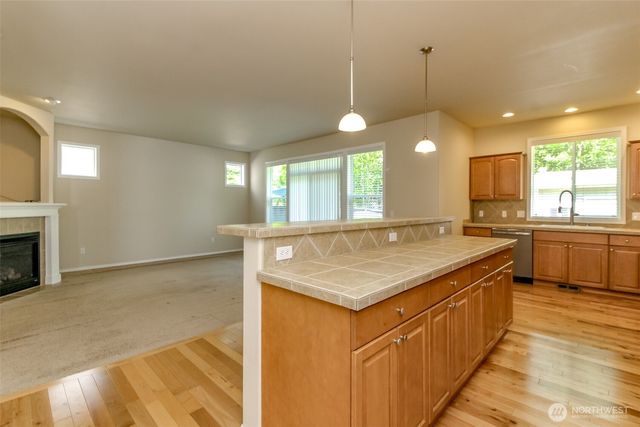 4520 5th Avenue NW, Olympia, WA 98502