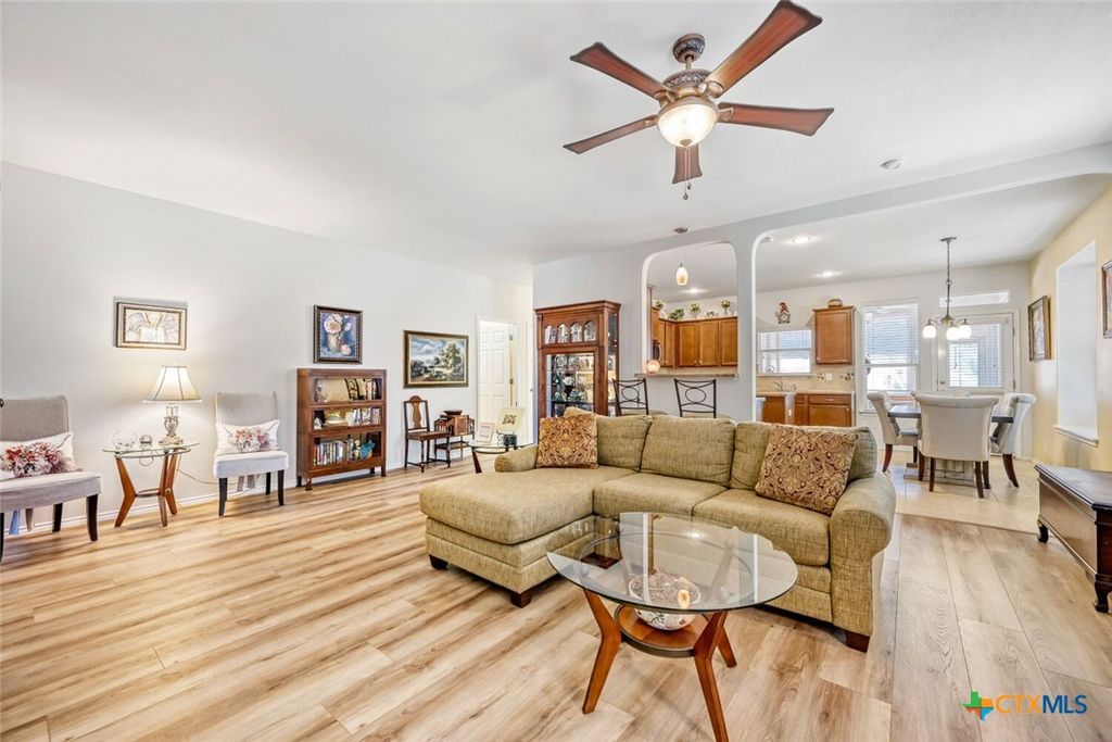 Image 16 of property listing at 12202 Dewitt Way, San Antonio, TX 78253