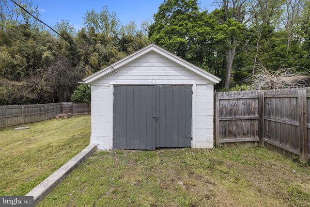 5483 LEHMAN RD, Spring Grove, PA 17362