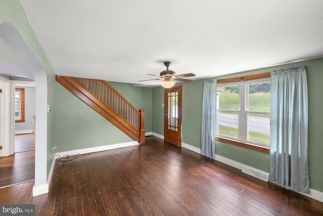5483 LEHMAN RD, Spring Grove, PA 17362