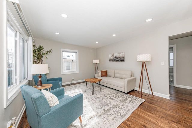 4853 N 60th STREET, Milwaukee, WI 53218