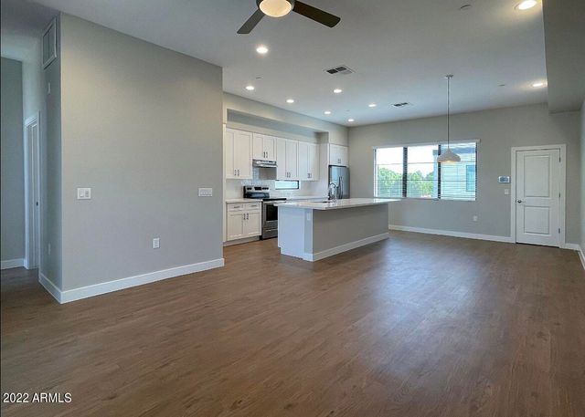 3215 E Flower Street 15, Phoenix, AZ 85018