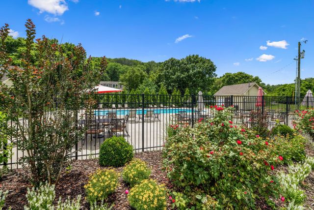 1008 Boxwood Dr, Franklin, TN 37069