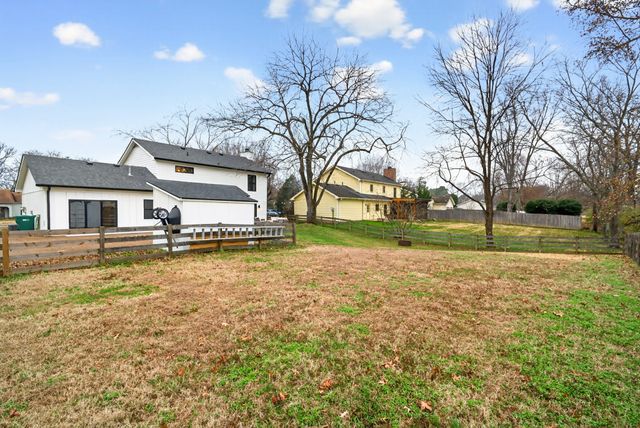 1008 Boxwood Dr, Franklin, TN 37069