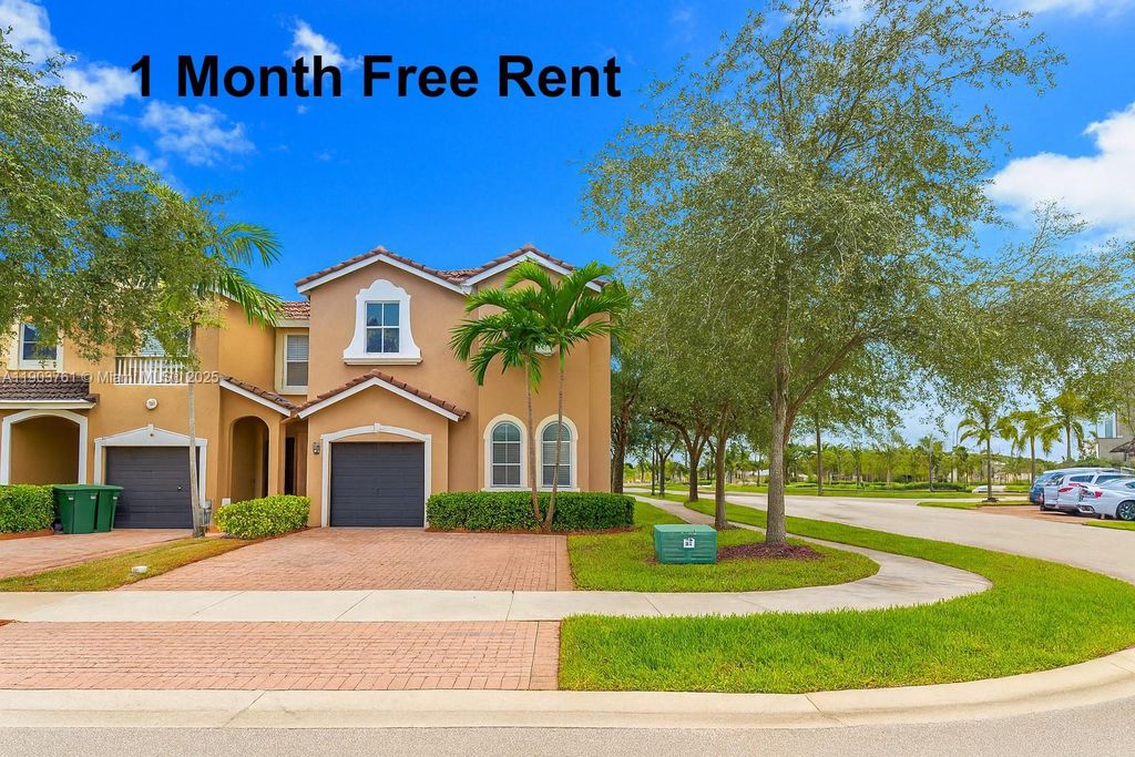 2417 SE 14th St, Homestead, FL 33035