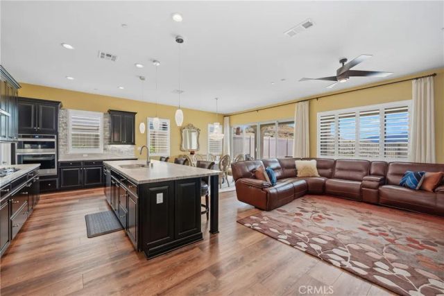 11829 Wandering Way, Corona, CA 92883