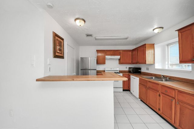 19919 Westcliffe Court, Cypress, TX 77433