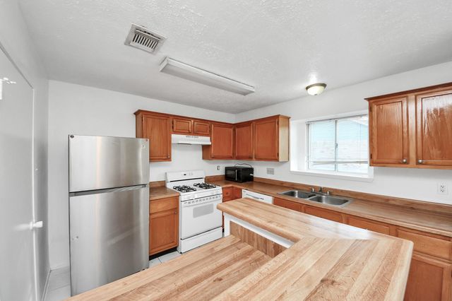 19919 Westcliffe Court, Cypress, TX 77433