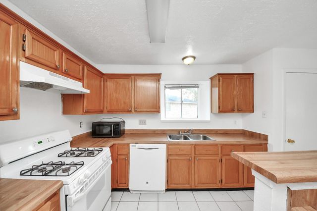 19919 Westcliffe Court, Cypress, TX 77433