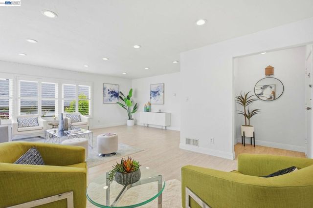 147 San Benito Ave, San Bruno, CA 94066