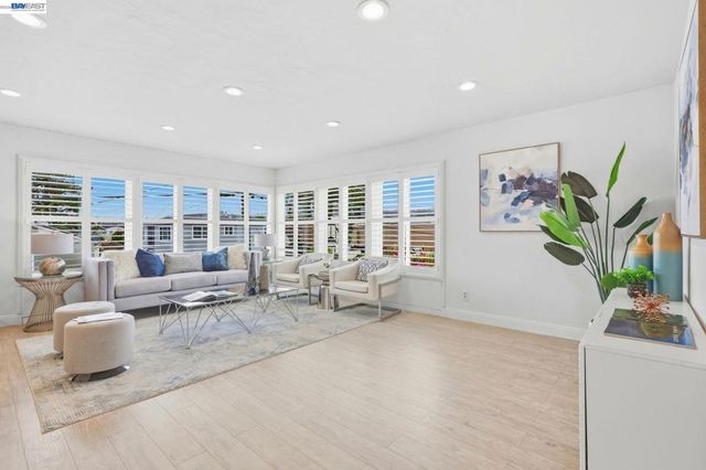 147 San Benito Ave, San Bruno, CA 94066