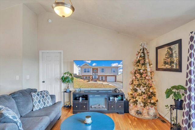 317 Timothy LN, Roanoke, VA 24017