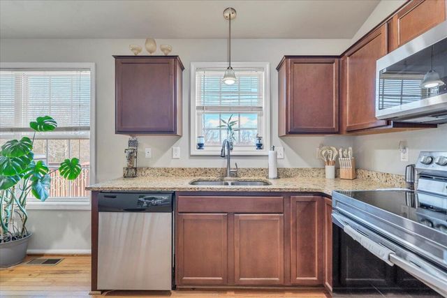 317 Timothy LN, Roanoke, VA 24017