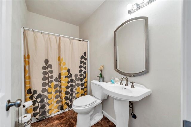 317 Timothy LN, Roanoke, VA 24017