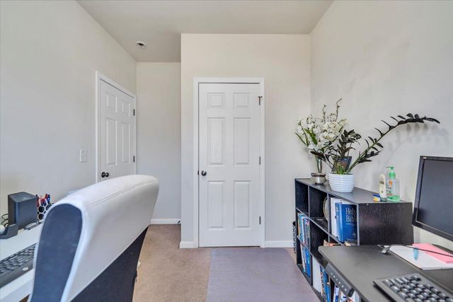 317 Timothy LN, Roanoke, VA 24017