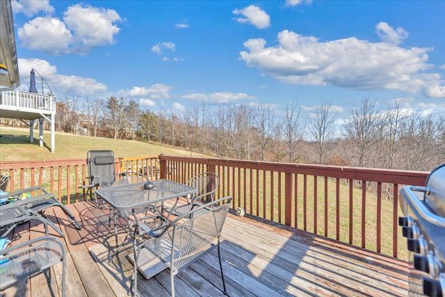 317 Timothy LN, Roanoke, VA 24017